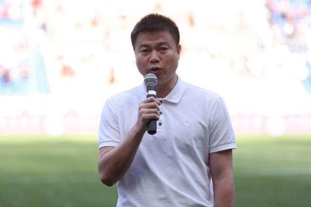 赏金女王-于根伟续前缘重回津门虎 执掌球队需面对三难关