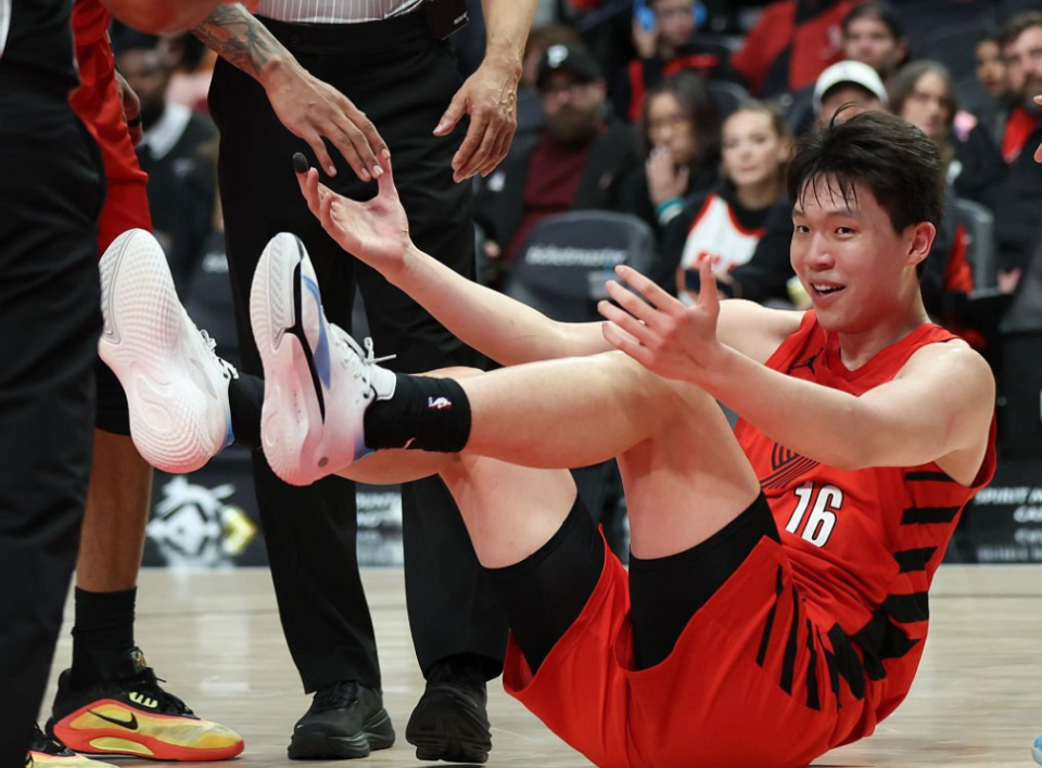 赏金女王-省2000美元！NBA官方：杨瀚森对阵奇才技术犯规已被撤销